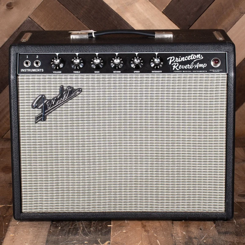 2022 Fender ’65 Princeton Reverb 1×10 12W Combo Amplifier With Footswitch And Cover – Used